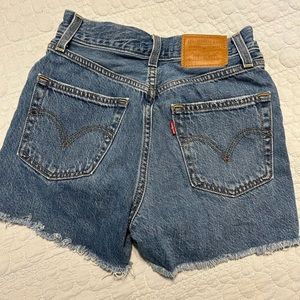 Levi’s premium rib cage shorts